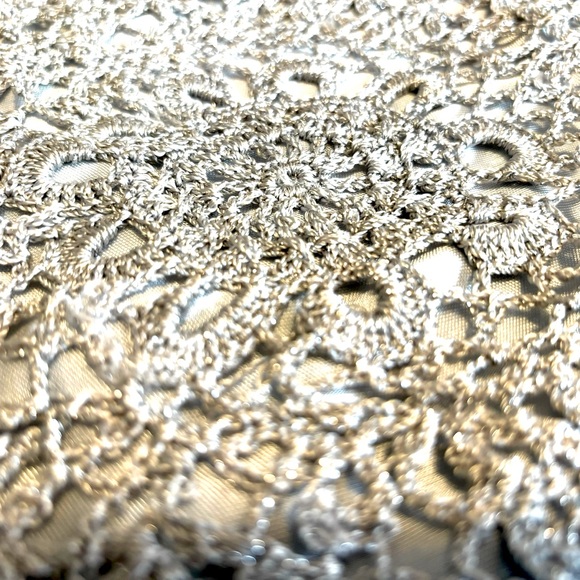 Ricki's Metallic Silver/Cream Lined Crocheted Halter Neck Style Top Size Small - Picture 15 of 16